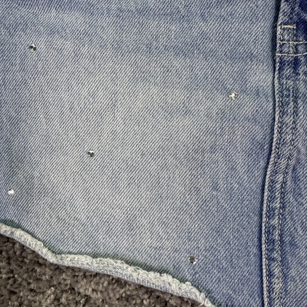 Gap Skirt Girls 8 Blue Denim Studded Mini Raw Hem Adjustable Waist Summer Casual